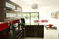Semi-Detached House, 4 bedrooms, Freehold