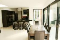 Semi-Detached House, 4 bedrooms, Freehold
