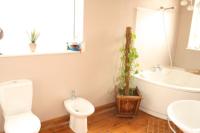 Detached House, 4 bedrooms, Freehold