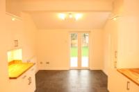 Semi-Detached House, 4 bedrooms, Freehold