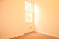 Semi-Detached House, 4 bedrooms, Freehold