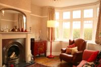 Semi-Detached House, 3 bedrooms, Freehold