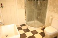 Semi-Detached House, 3 bedrooms, Freehold