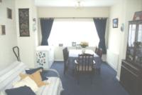Mid-Terrace House, 3 bedrooms, Freehold
