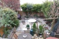 Mid-Terrace House, 4 bedrooms, Freehold