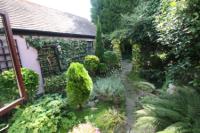 Semi-Detached House, 3 bedrooms, Freehold