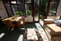 Semi-Detached House, 3 bedrooms, Freehold