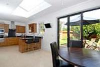 Semi-Detached House, 5 bedrooms, Freehold