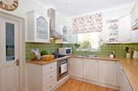 Semi-Detached House, 3 bedrooms, Freehold