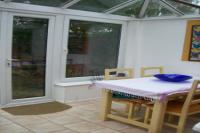 Mid-Terrace House, 2 bedrooms, Freehold