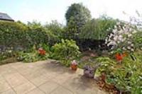 Mid-Terrace House, 4 bedrooms, Freehold