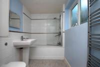 End-of-Terrace House, 3 bedrooms, Freehold