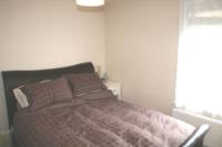 End-of-Terrace House, 2 bedrooms, Freehold
