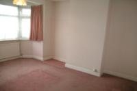 Mid-Terrace House, 3 bedrooms, Freehold