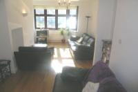 End-of-Terrace House, 3 bedrooms, Freehold