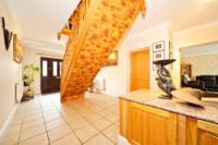 Semi-Detached House, 5 bedrooms, Freehold