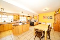 Semi-Detached House, 5 bedrooms, Freehold