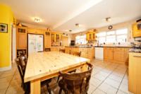 Semi-Detached House, 5 bedrooms, Freehold