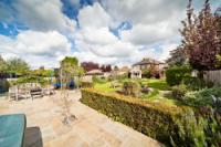 Semi-Detached House, 5 bedrooms, Freehold