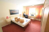 Semi-Detached House, 3 bedrooms, Freehold