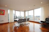 Flat / Apartment, 3 bedrooms, Leasehold