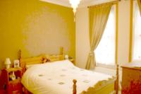 Semi-Detached House, 3 bedrooms, Freehold