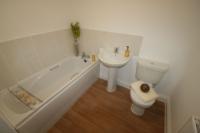 Mid-Terrace House, 4 bedrooms, Freehold