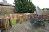 Mid-Terrace House, 4 bedrooms, Freehold
