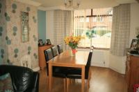 Semi-Detached House, 4 bedrooms, Freehold