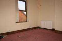 Semi-Detached House, 5 bedrooms, Freehold
