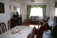 Mid-Terrace House, 4 bedrooms, Freehold