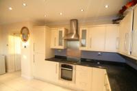 Semi-Detached House, 3 bedrooms, Freehold