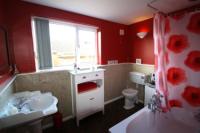 Bungalow, 5 bedrooms, Freehold