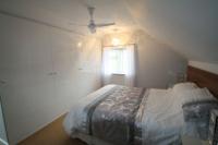 Bungalow, 5 bedrooms, Freehold
