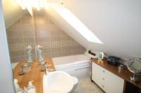 Bungalow, 5 bedrooms, Freehold