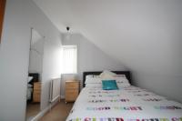 Bungalow, 5 bedrooms, Freehold