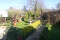 End-of-Terrace House, 3 bedrooms, Freehold