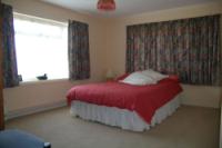 Bungalow, 4 bedrooms, Freehold