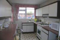 Semi-Detached House, 3 bedrooms, Freehold