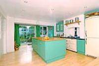 Semi-Detached House, 5 bedrooms, Freehold