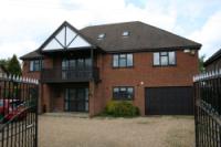 Detached House, 6 bedrooms