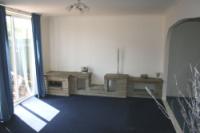 Mid-Terrace House, 3 bedrooms, Freehold