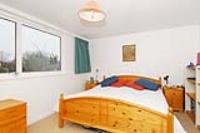 Mid-Terrace House, 4 bedrooms, Freehold