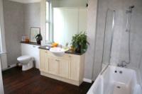 Mid-Terrace House, 3 bedrooms, Freehold