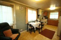 Mid-Terrace House, 2 bedrooms, Freehold