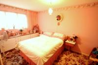 Mid-Terrace House, 3 bedrooms, Freehold
