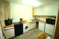 Mid-Terrace House, 3 bedrooms, Freehold
