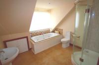 Detached House, 4 bedrooms, Freehold