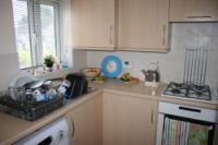 Mid-Terrace House, 2 bedrooms, Unfurnished