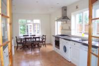 Semi-Detached House, 4 bedrooms